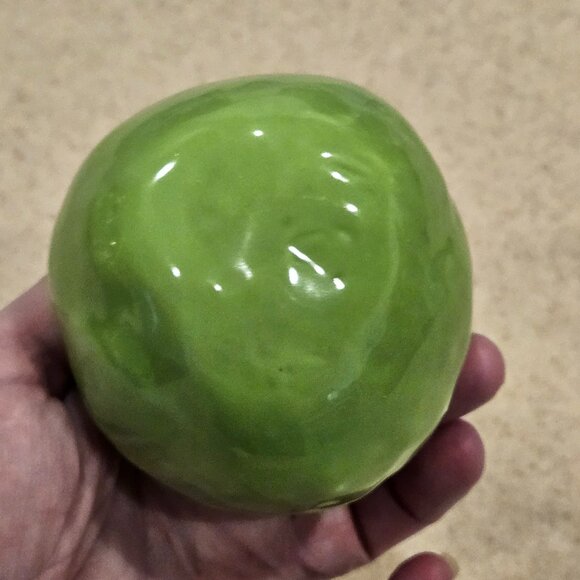 VINTAGE HANDPAINTED CERAMIC GREEN PEAR MAJOLICA DECOR DISPLAY FRUIT VIETRI ITALY - Picture 6 of 7